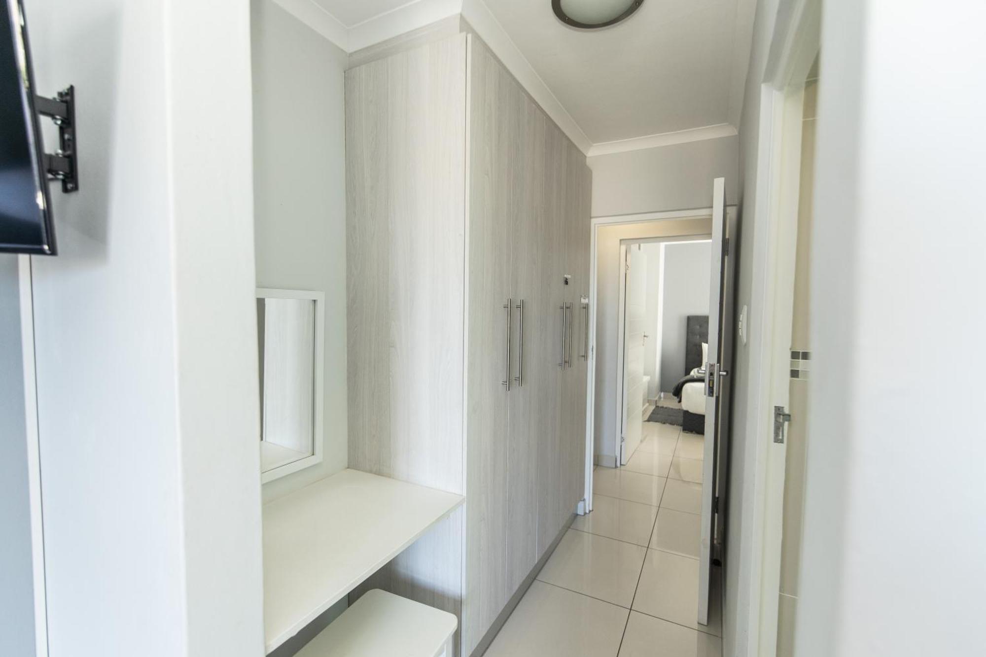 Summerseas Beach Living Port Elizabeth Exterior photo