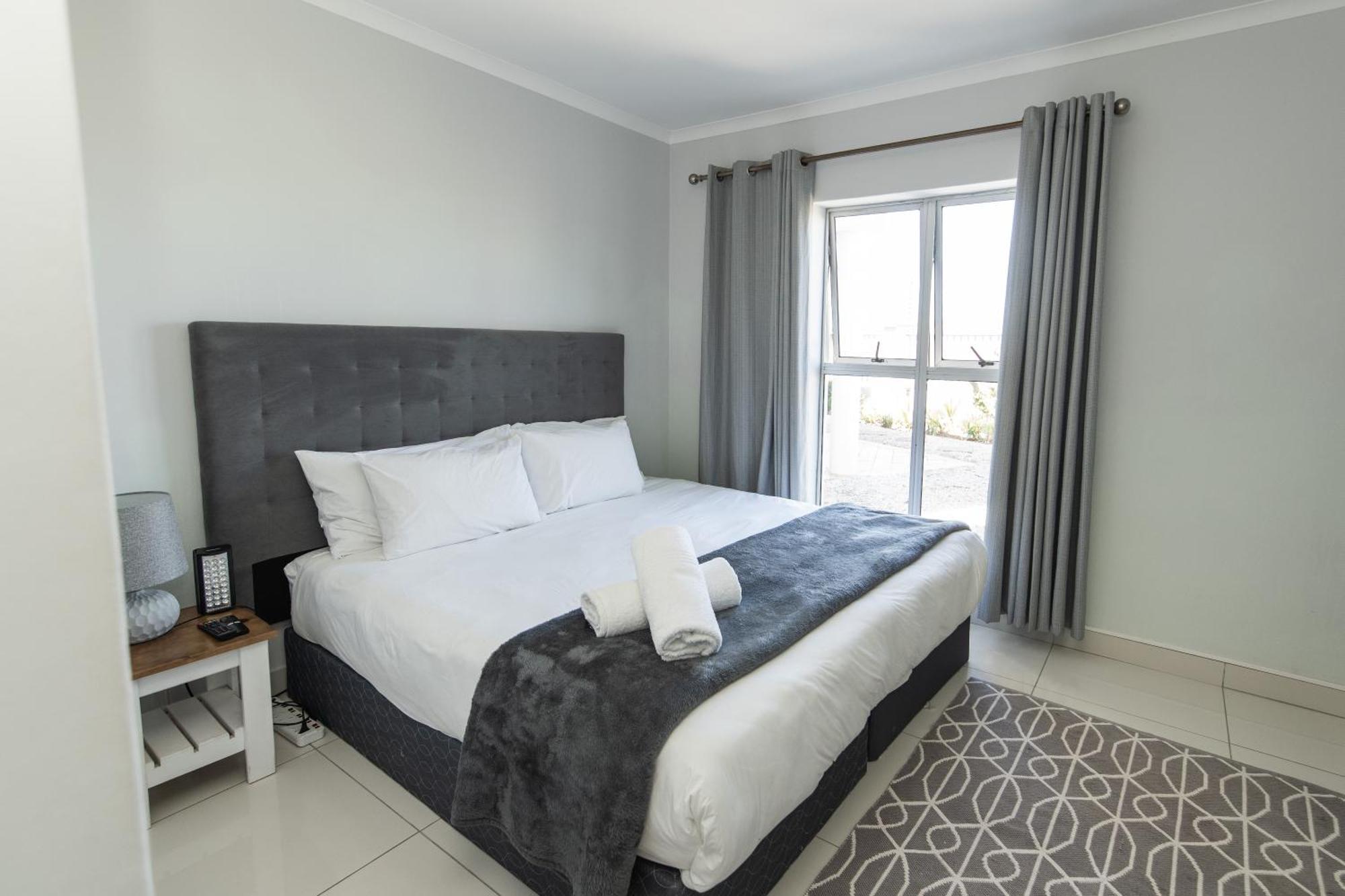 Summerseas Beach Living Port Elizabeth Exterior photo
