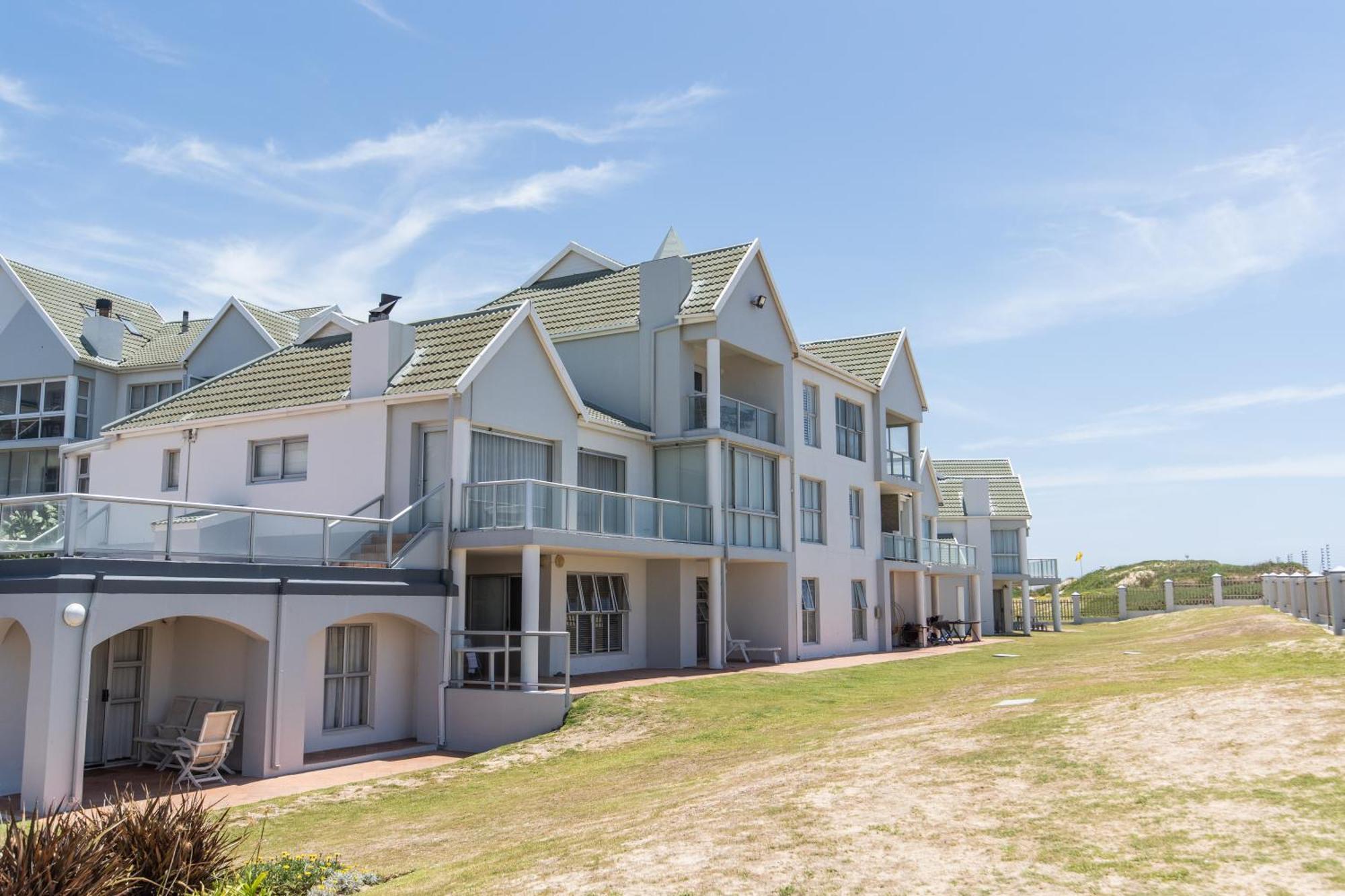 Summerseas Beach Living Port Elizabeth Exterior photo