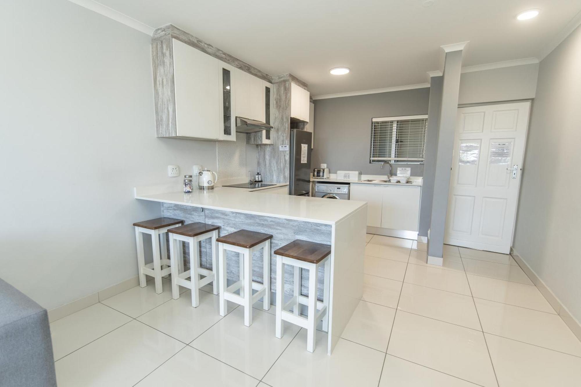 Summerseas Beach Living Port Elizabeth Exterior photo